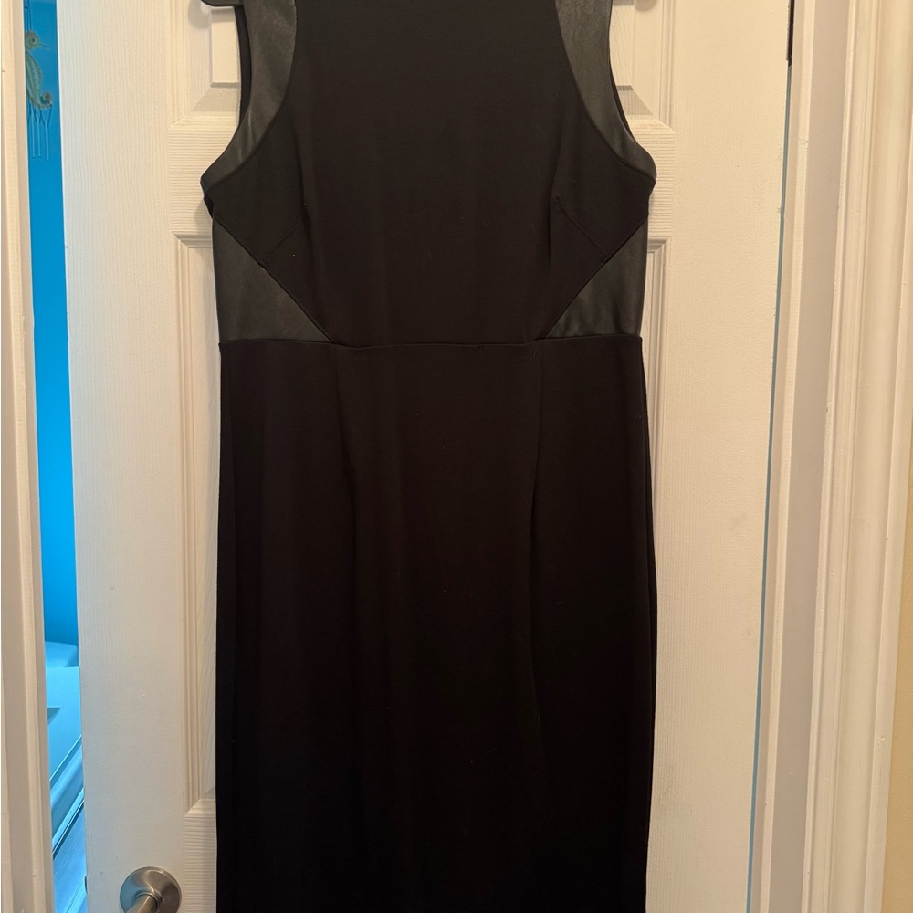 Spense Black Midi Dress